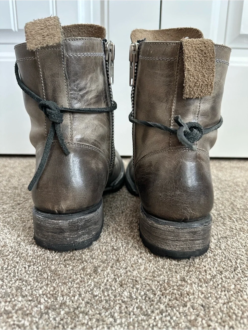 Freebird Jarvis - Gray Leather Lace-Up Combat Boots